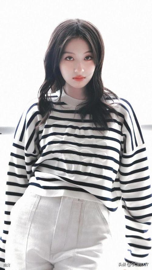 李兰迪明星爆料视频,揭秘明星幕后生活点滴